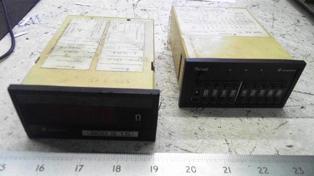 Neuberger Panel Meter