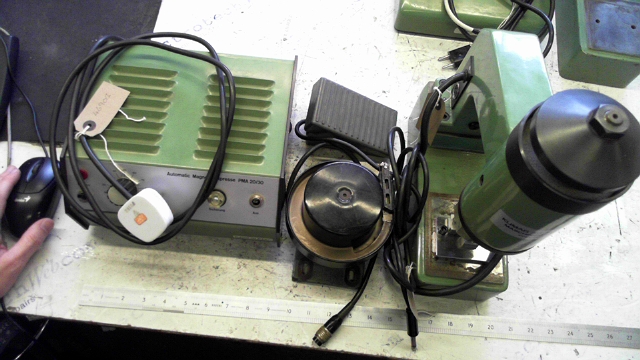 KUMAG AG ZURICH Automatic Magnet-Nietpresse