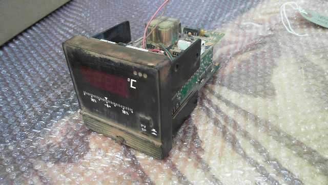 Honeywell Temperature Controller