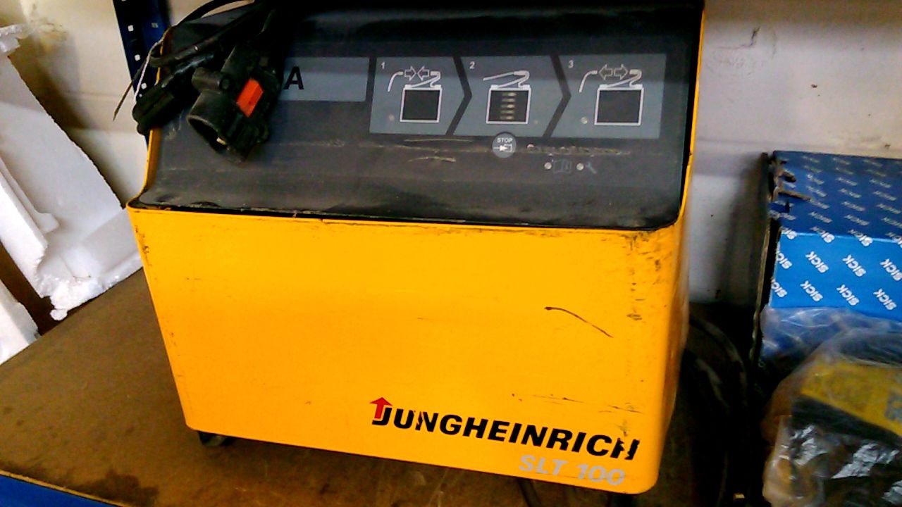 Jungheinrich Battery Charger