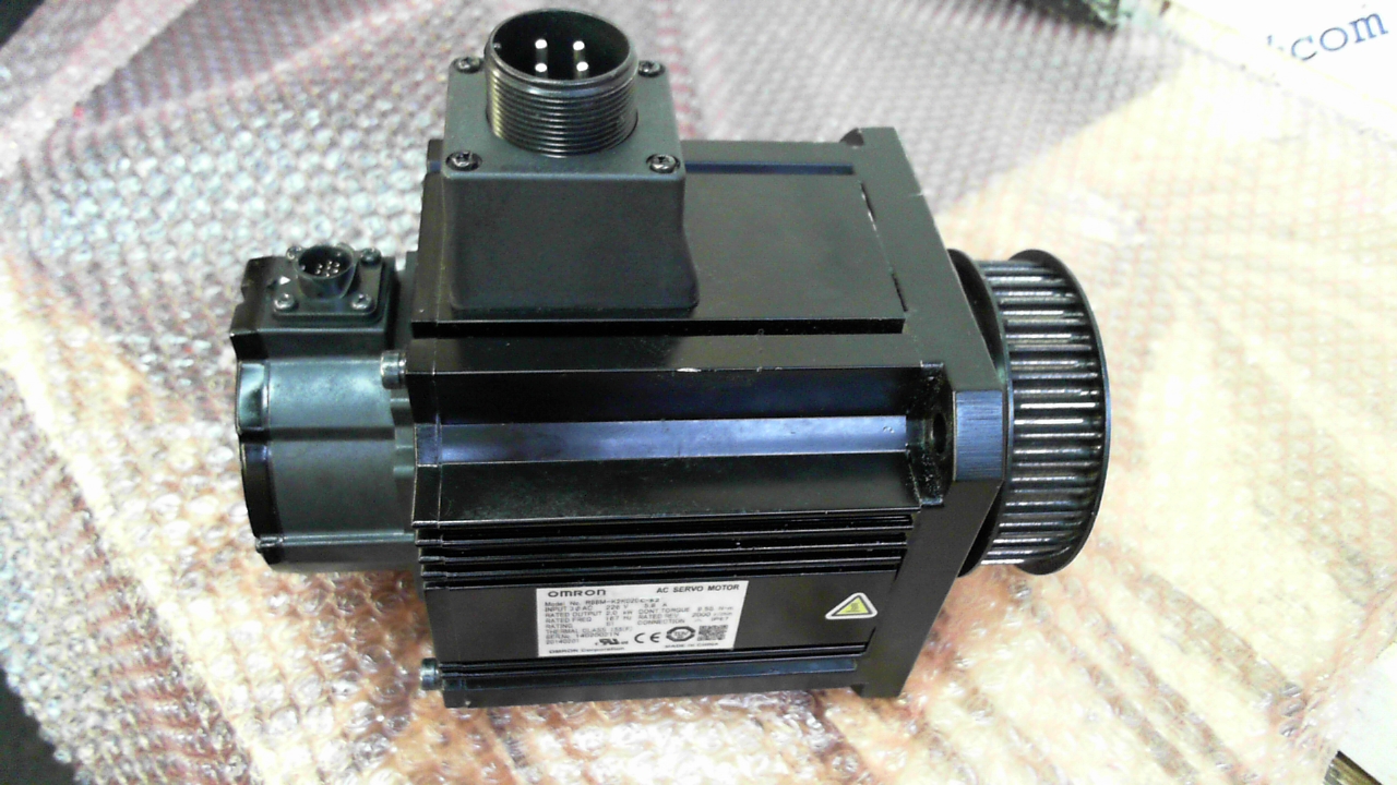 Omron Servo Motor