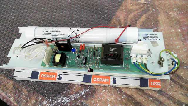 Chloride Bardic Emergency Light