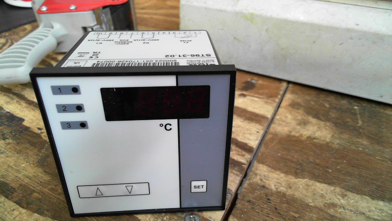 Stork Tronic Termnostatic Controller