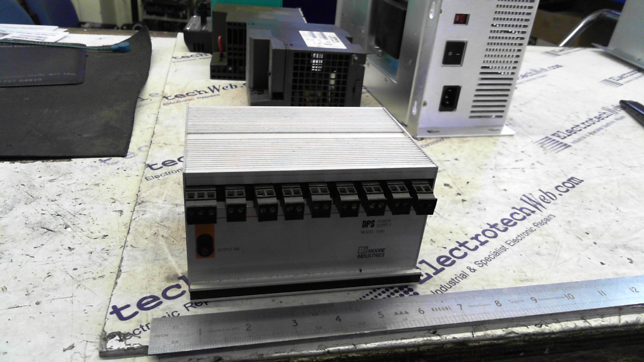 Moore Industries Power Supply