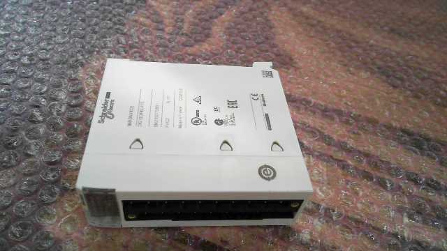 Schneider Output Card