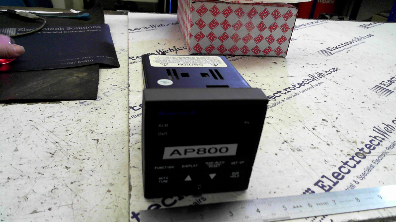 Honeywell Temp Controller