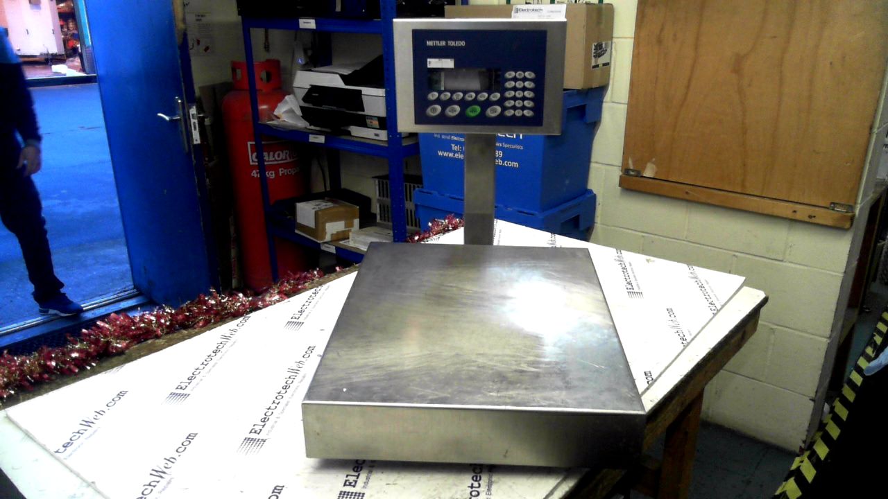 Mettler Toledo Weighing Scale