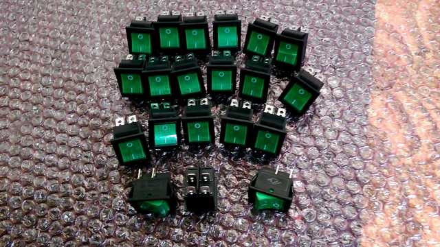 Electrotech Green Illuminated DPST Switch