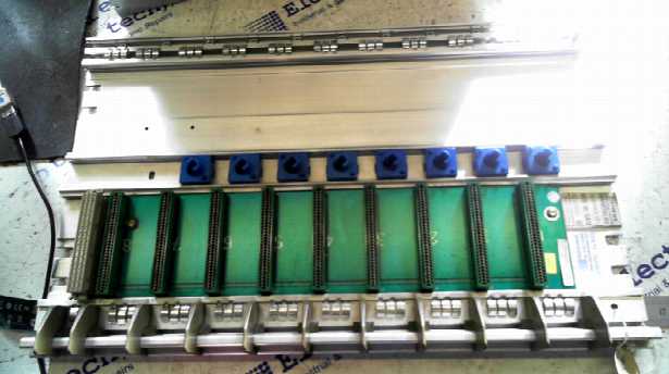 Siemens 10 Slot Rack