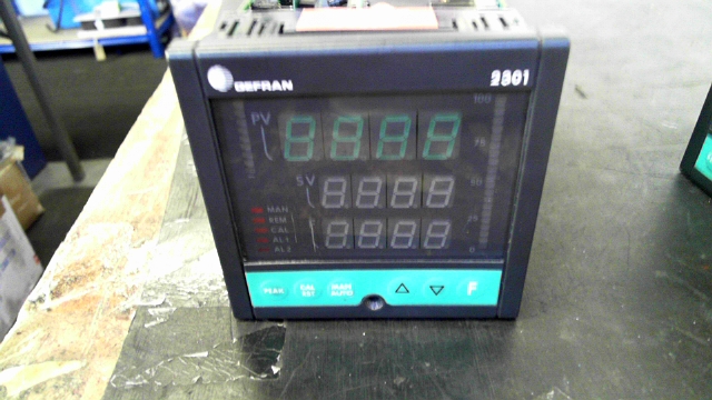 Gefran Temperature Controller