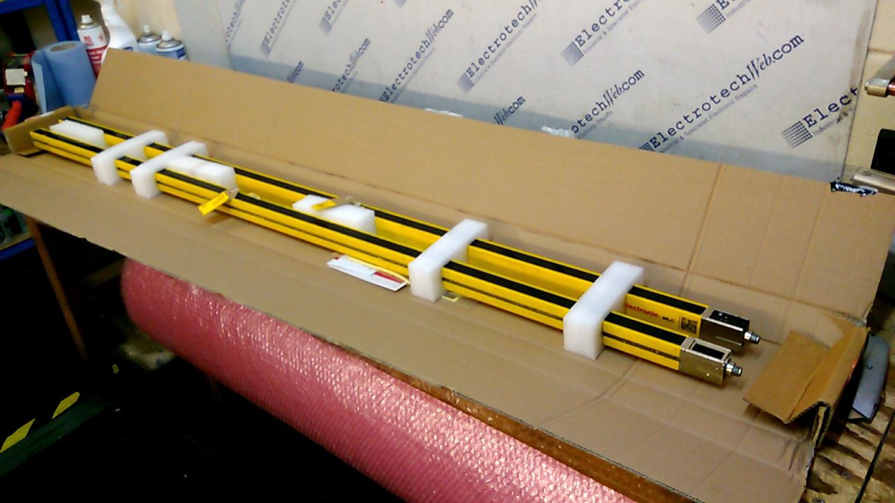 Leuze Transmitter Lightguard