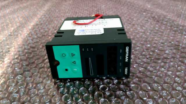 Gefran Temperature Controller
