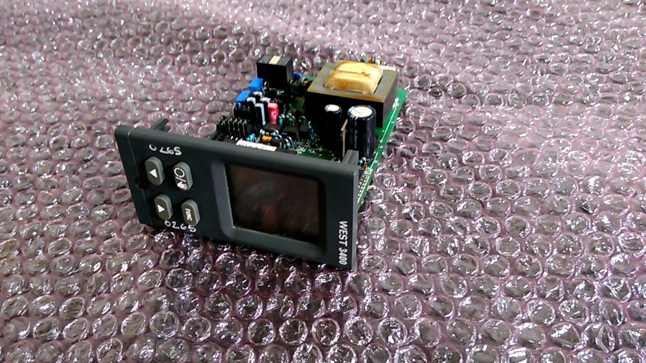 West Instrument Temperature Controller