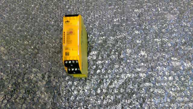 Pilz Safety Relay