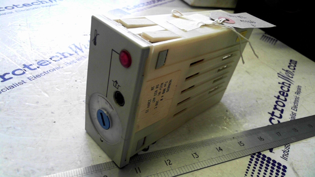 Heraeus Temperature Controller