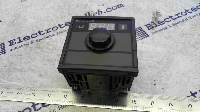 Honeywell Digital Controller