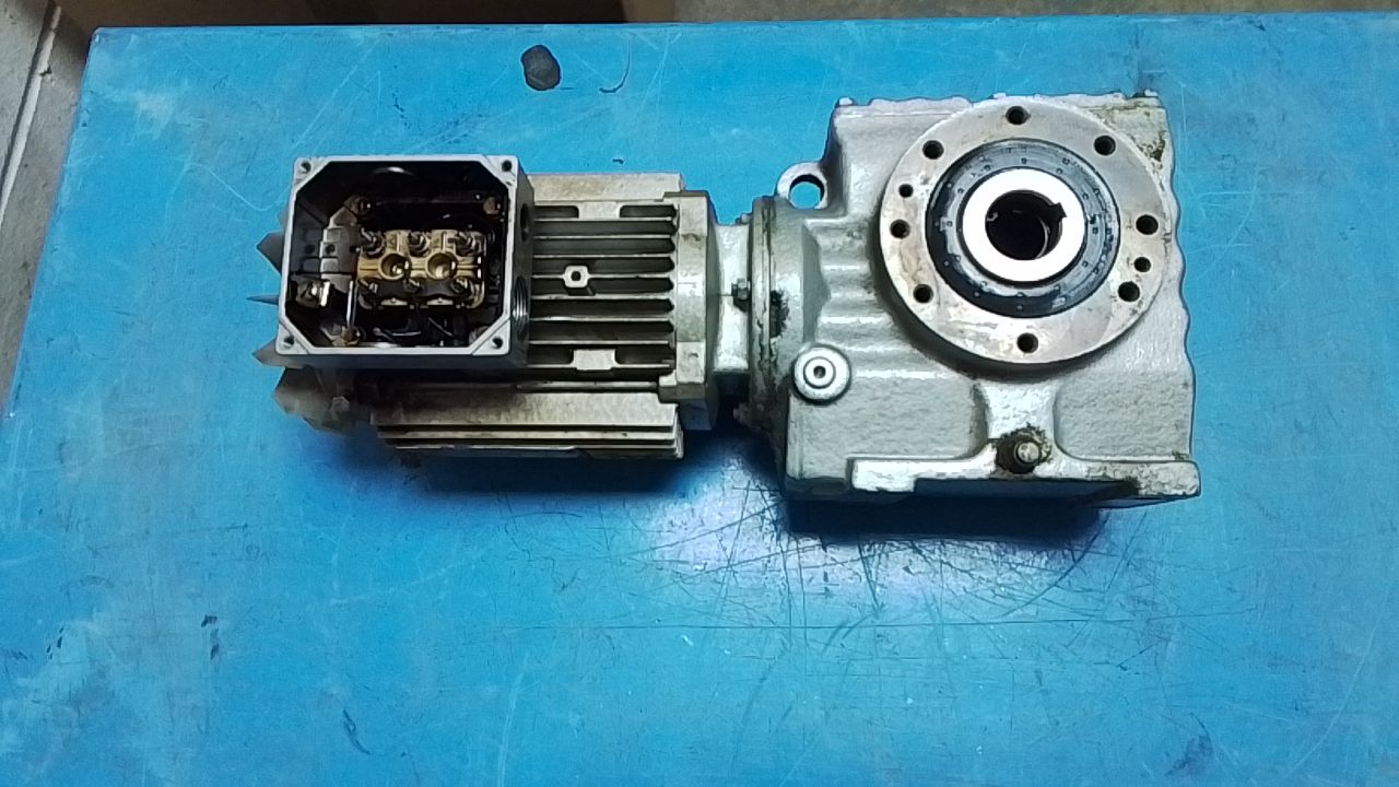 Sew Eurodrive SA57/T 0T80K4