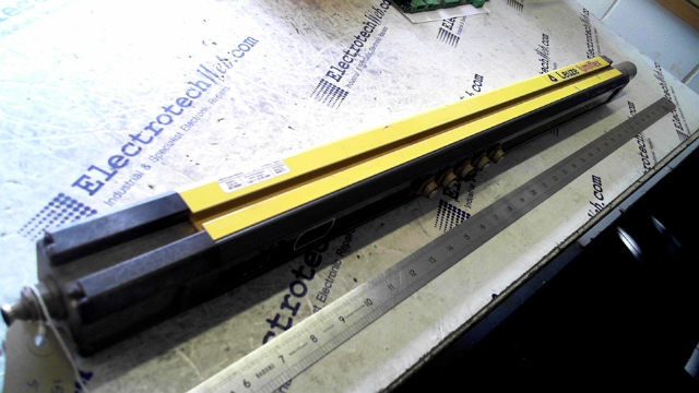 Leuze Lumiflex Light Curtain