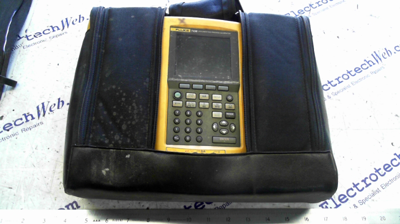 Fluke Documenting Process Calibrator